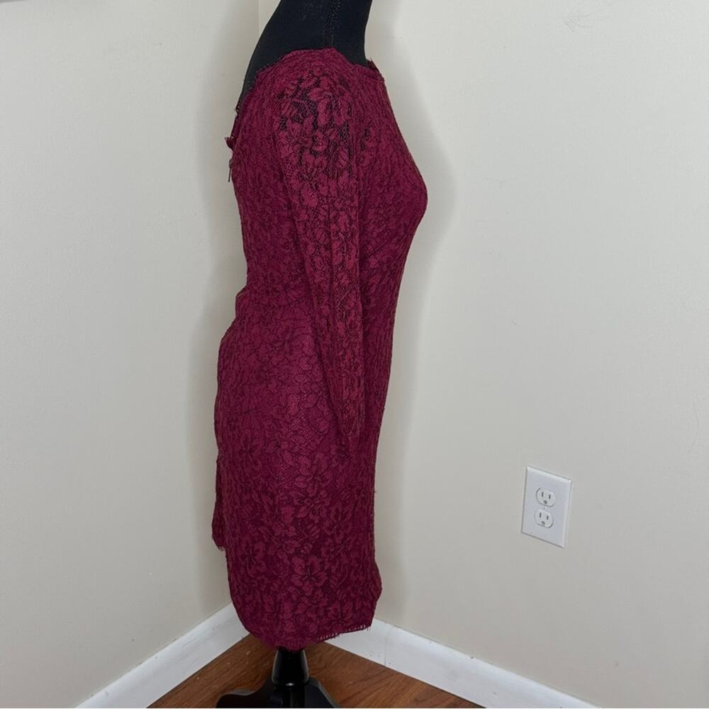 Diane Von Furstenberg Lace Sheath Dress Wine Size 2/XS - Picture 2 of 4